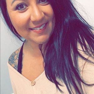 Meet your Posher, Cassie